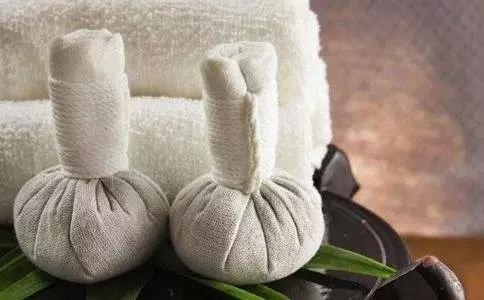 中药汤剂和免煎颗粒哪个好,中药代煎汤剂与免煎剂