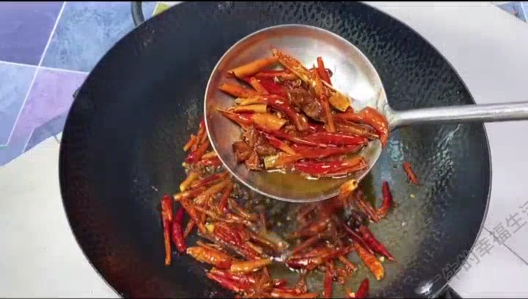 老奶奶腌制萝卜干独家秘诀,民间秘方腌制姜片介绍一下