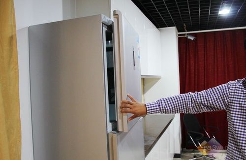 冰箱冻住了怎么办最快的方法,冰箱冷冻室冻住了怎么解决