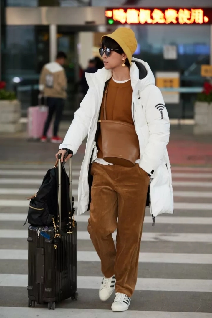 上海冷到下雪啦！过冬的羽绒服请赶紧捂好