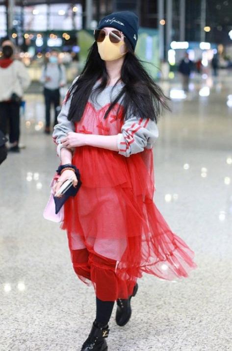 范冰冰孕妇装图片,范冰冰穿薄纱黄色衣服