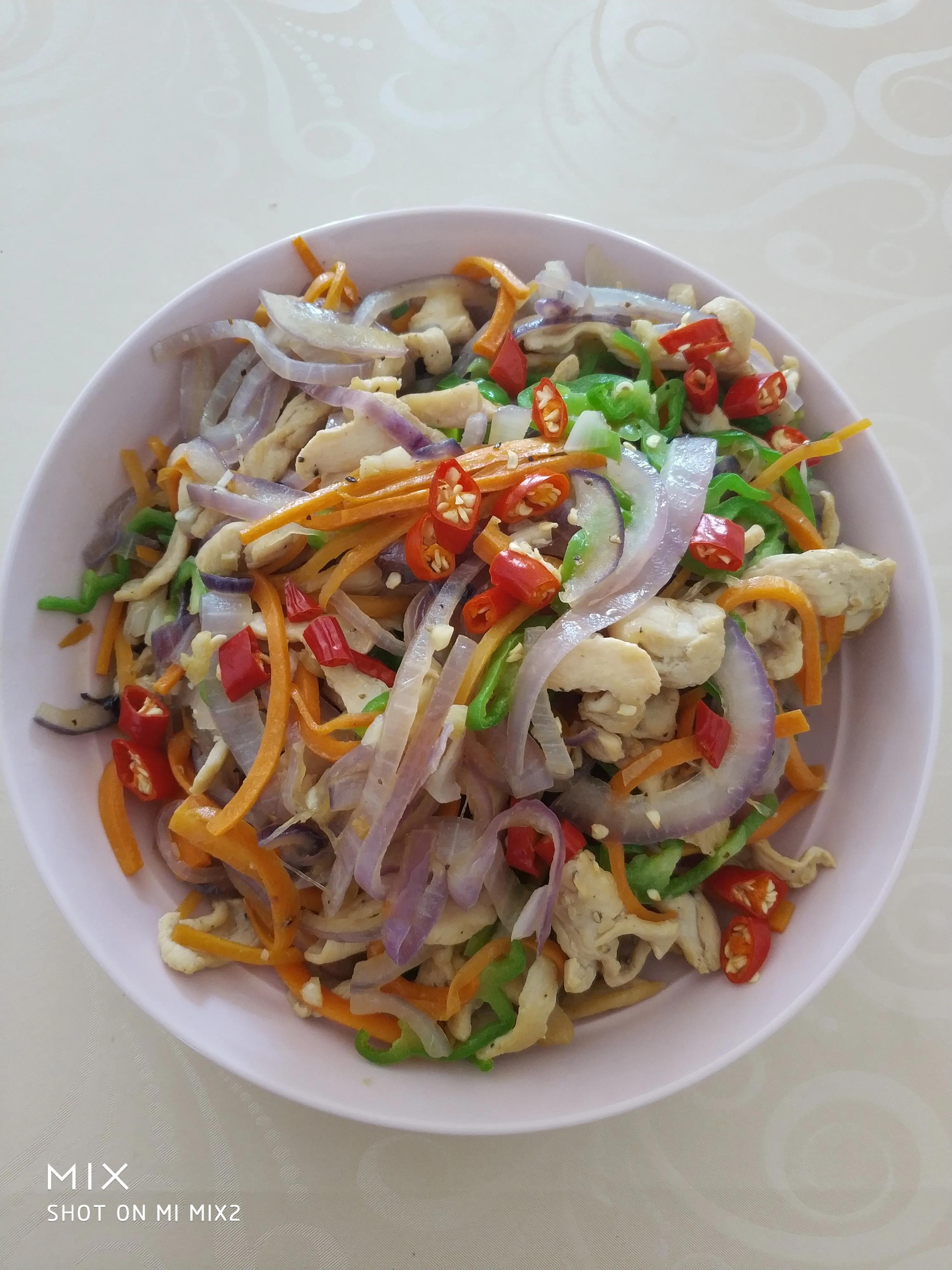 洋葱炒熟之后是什么味道,洋葱直接生吃什么味道