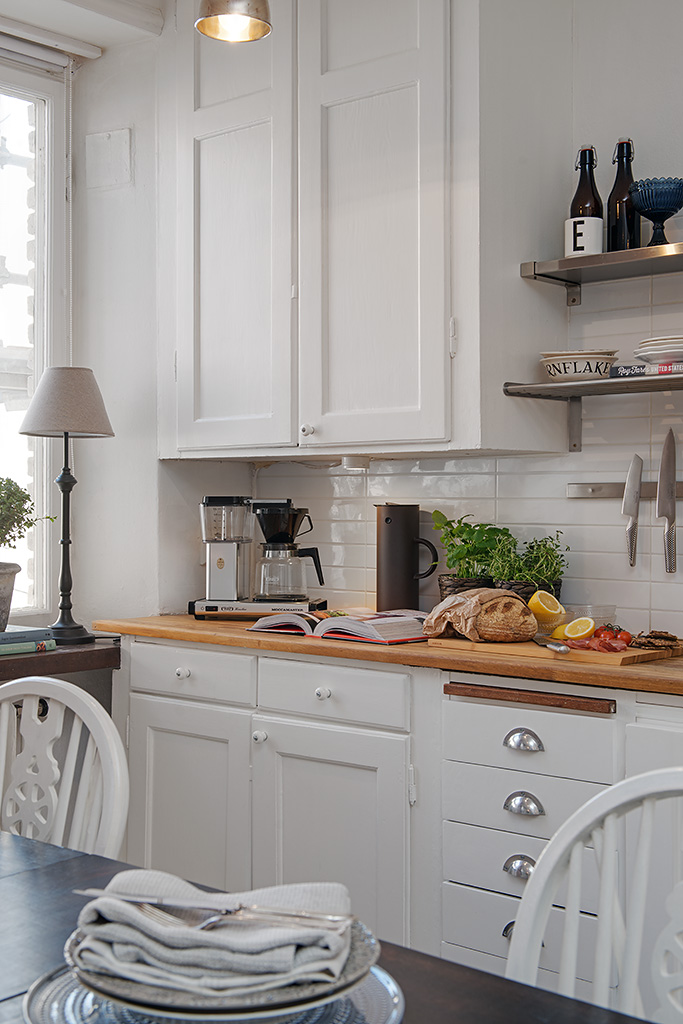 卧室改造耗时一周的小卧室,超级有安全感的卧室改造