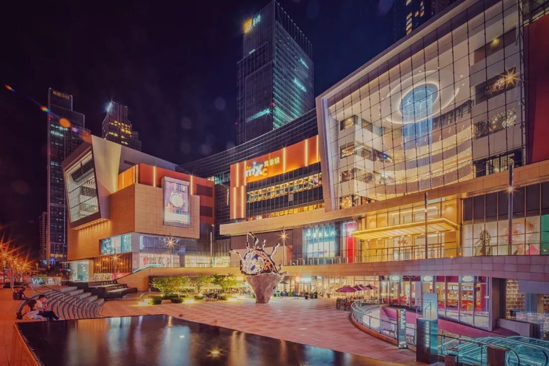 聚焦五星|恭贺青岛万象城荣获“五星购物中心”称号