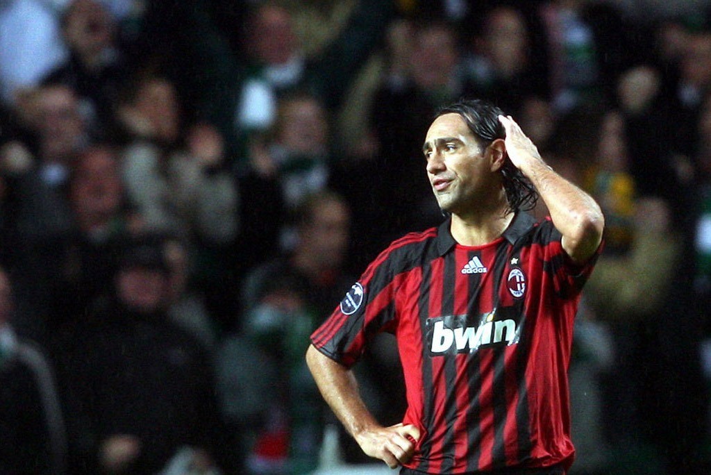 拒绝球场暴力庆祝方式,暴力铲球的防守