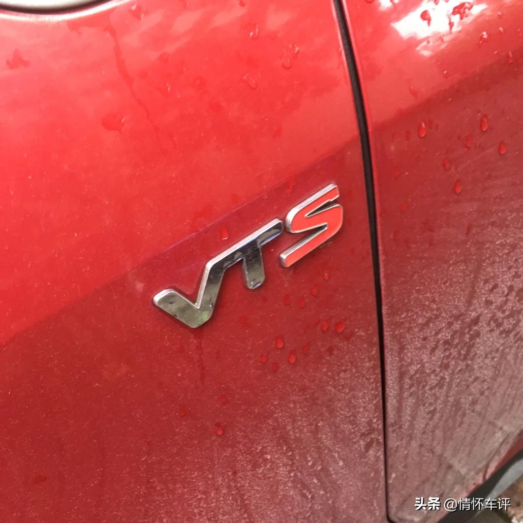 雪铁龙世嘉2.0手动挡值得买吗,雪铁龙世嘉两厢手动2.0优缺点