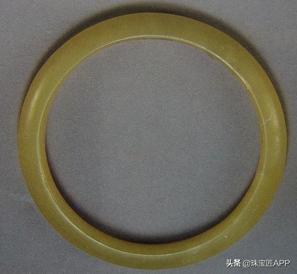 手镯的特征及图片,手镯分为几种镯形和图片