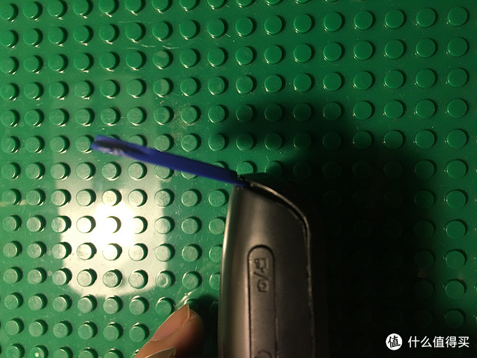 行车记录仪的电池自己怎么换,行车记录仪换个电池多少钱