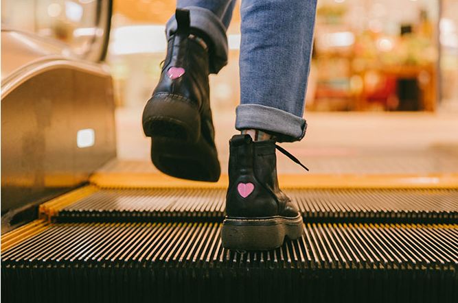 全网最火爆的高端马丁靴,最好看的马丁靴款式