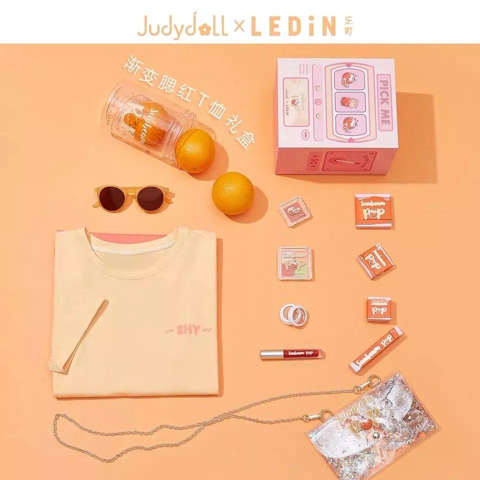 娇韵诗唇釉樱花限定,娇韵诗四色眼影02