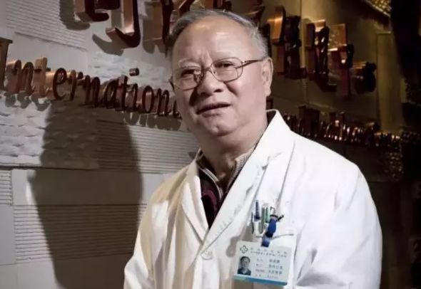 皮肤科医生永远不会做的三件事,皮肤科医生绝不会做的5个项目