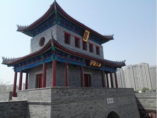 即墨新府，双状元及第。蓝田美玉，十里荷花池