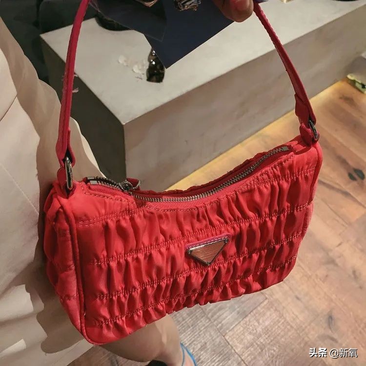 抄袭正牌总裁夫人的MiuMiu，张大奕最新暗戳戳挑衅的文案也太够了