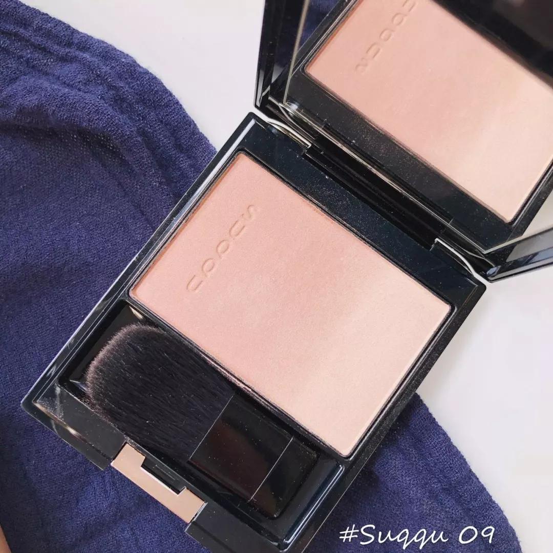 比豆沙色红一点的什么色号,比豆沙色还浅的颜色