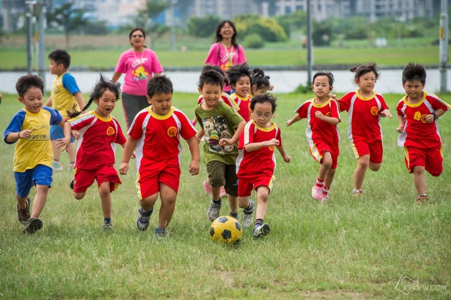 足球是怎么诞生的,足球诞生的第一场比赛