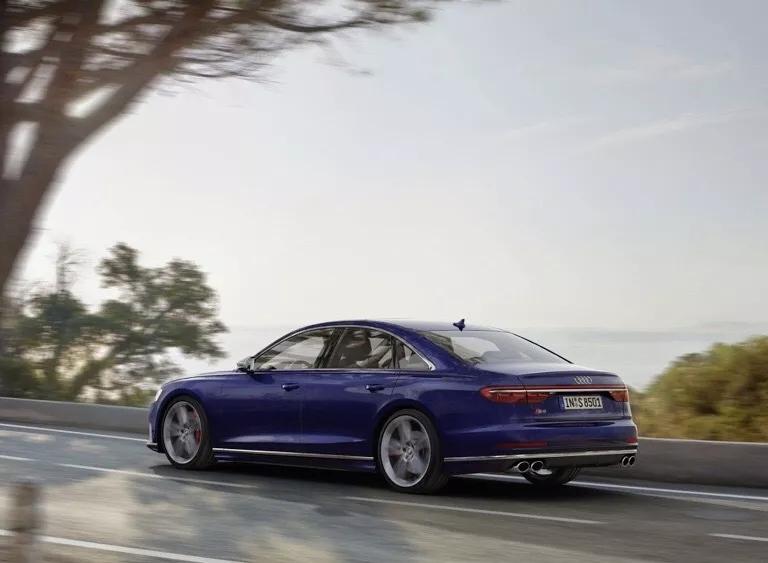 新一代奥迪a8发布,奥迪a860tfsiquattro