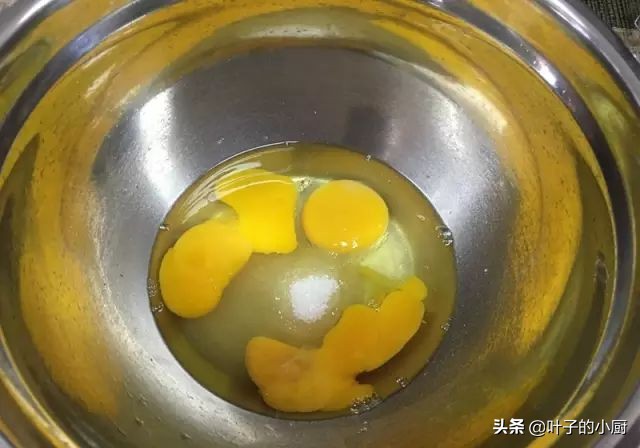 没有烤箱微波炉怎么做蛋糕,没有烤箱用电饭煲怎么做蛋糕