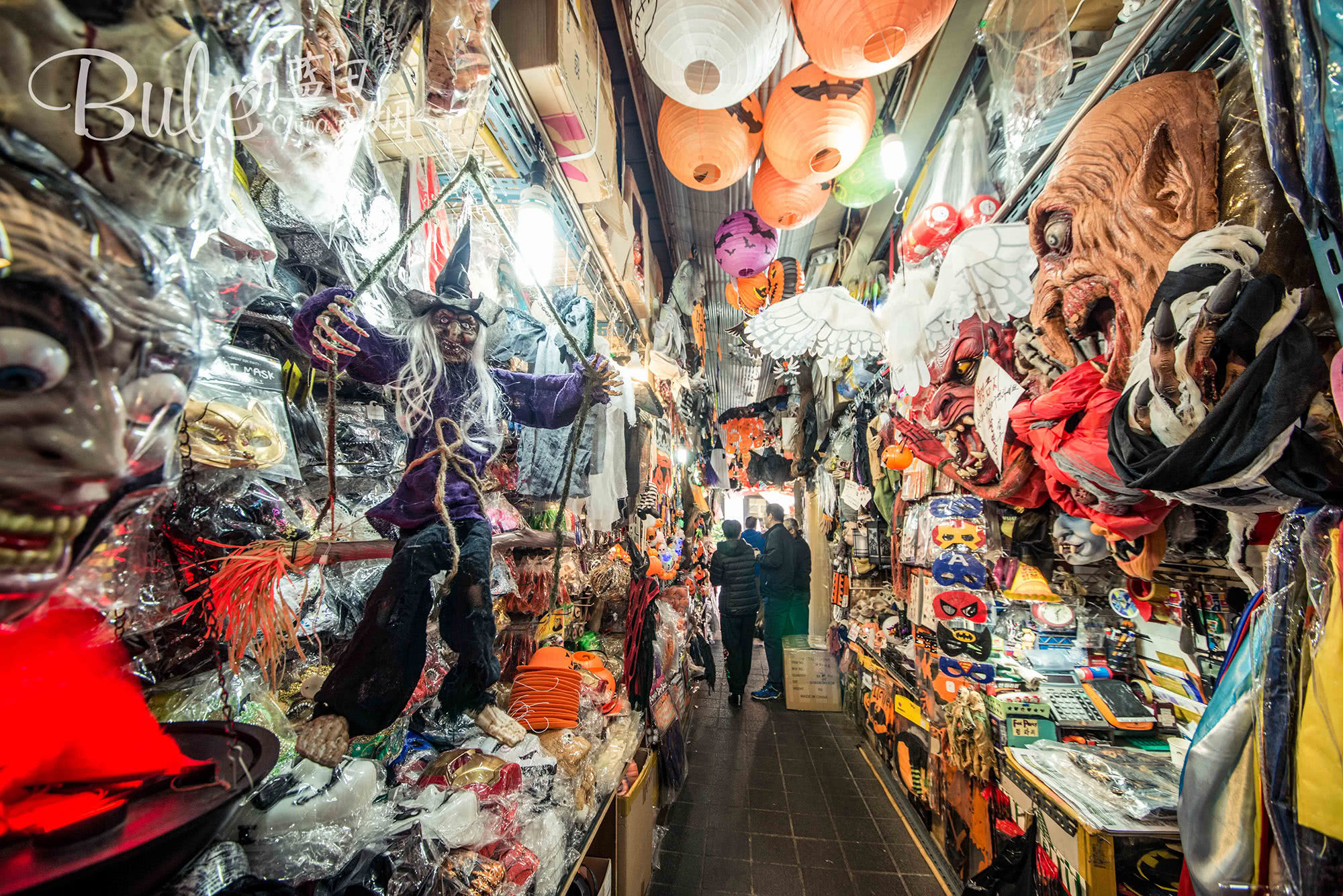 比北大门更适合买伴手礼的南大门市场,首尔便宜货的首选之地