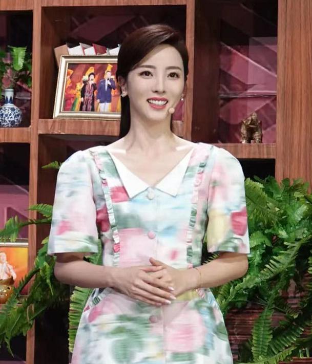 明星撞脸不可怕性别不同就尴尬,意想不到的明星撞脸