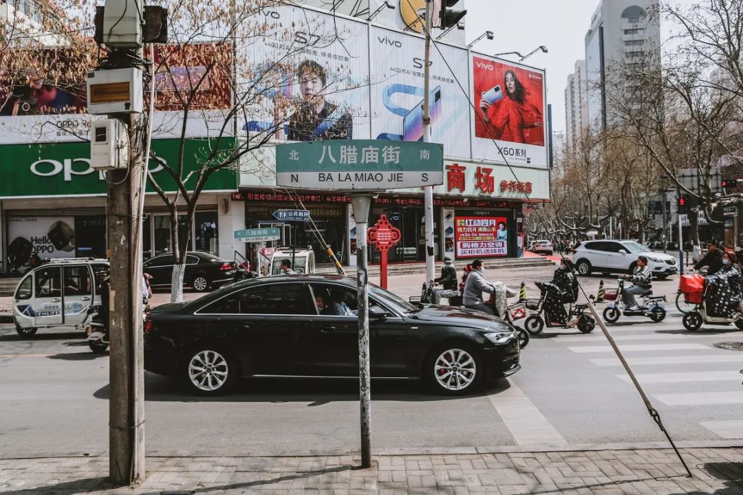 八蜡庙街涑河南街美食,八腊庙街的提拉米苏店