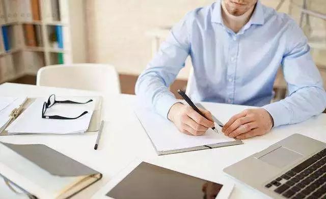 谨慎选择热门行业,怎么判断这个行业热门冷门