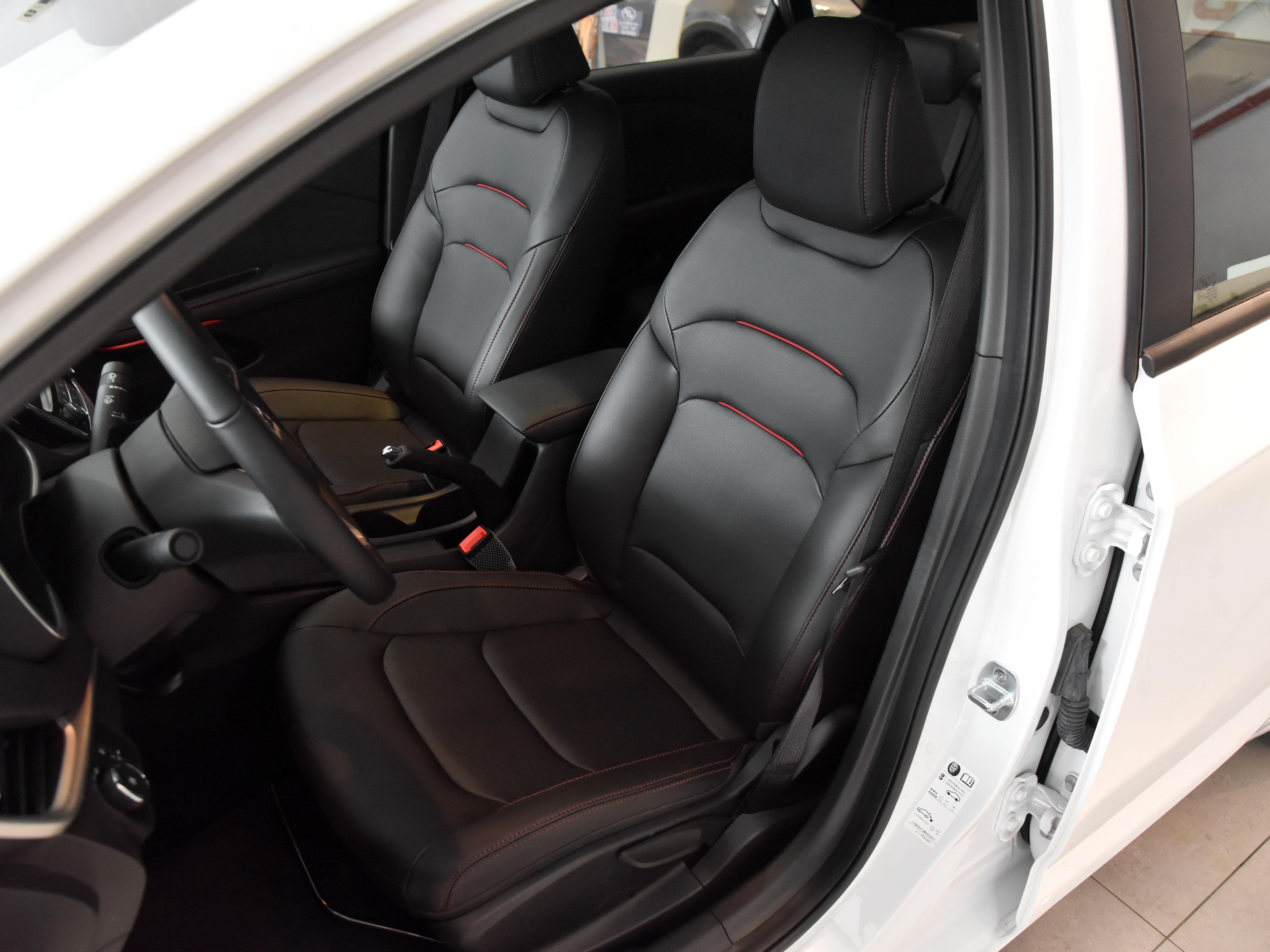 23款科鲁泽1.5对比轩逸经典自动,2020款科鲁泽和2020款轩逸