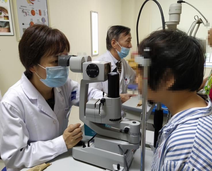 视网膜脱离险失明,视网膜突然脱离