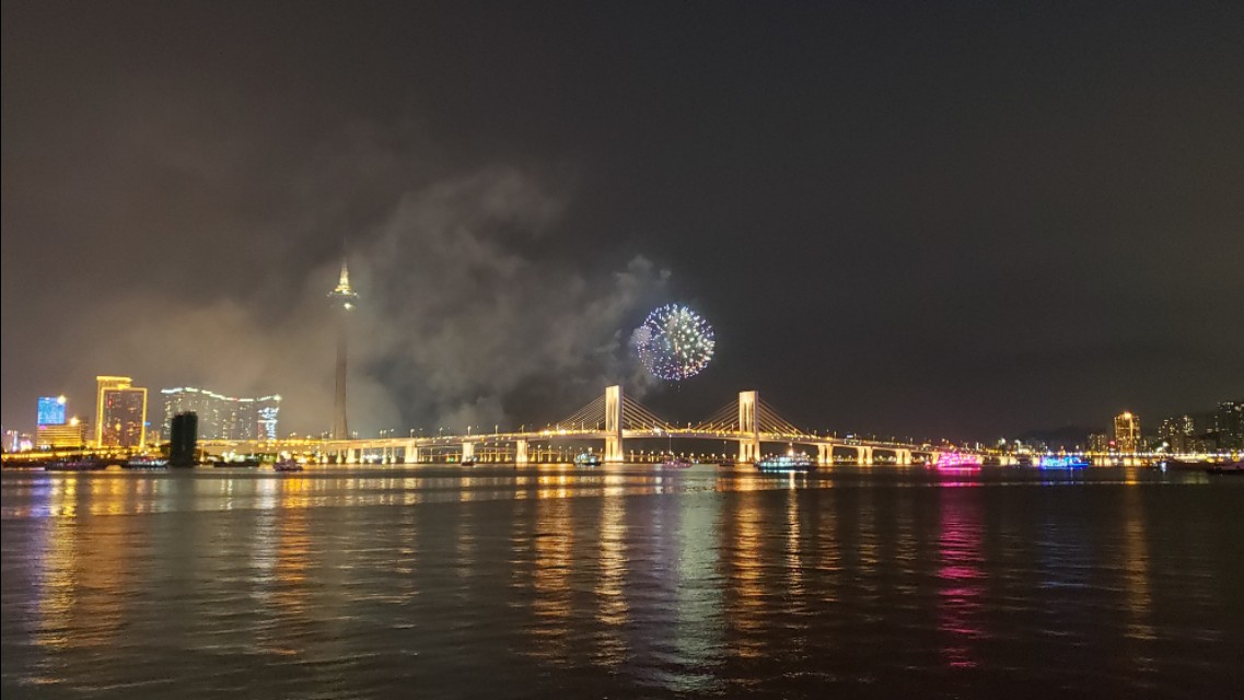 三星galaxys9直播,三星galaxys9视频