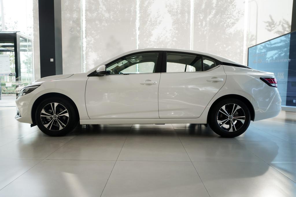 日产轩逸2013年还能卖多少钱,19年日产轩逸现在卖多少钱