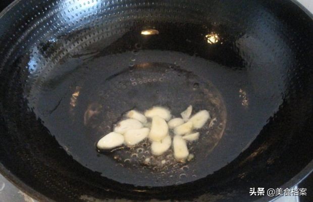 大厨教我红烧带鱼家常做法,厨师长教你红烧带鱼的家常做法