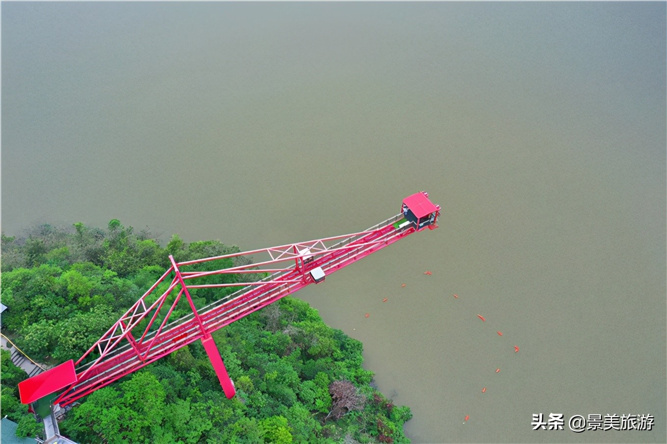 英德宝晶宫旅游区,清远宝晶宫景区