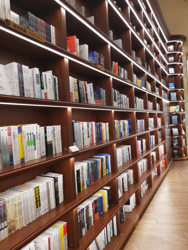 盛文北方新生活鞍山店怎么走,带你走进大连市