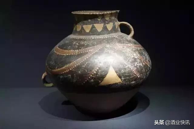 仰韶出土了大量彩陶,仰韶文化彩陶纹样书籍