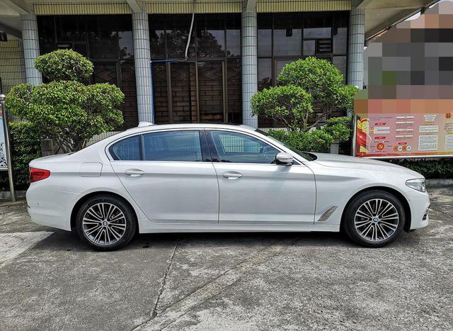 开完奥迪a6再换什么车,开完a6l再开e300l的感觉