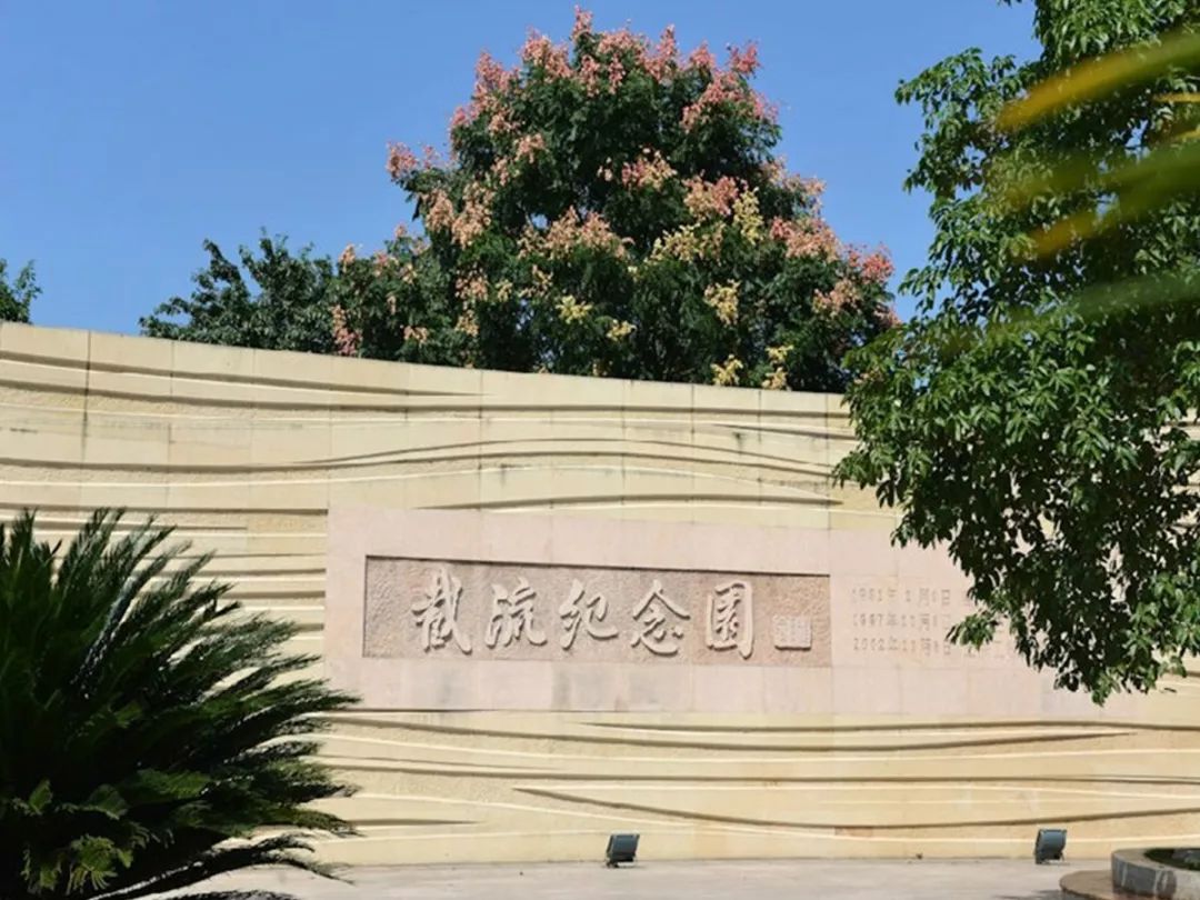 宜昌三峡水利大坝,三峡大坝世界最大水利工程