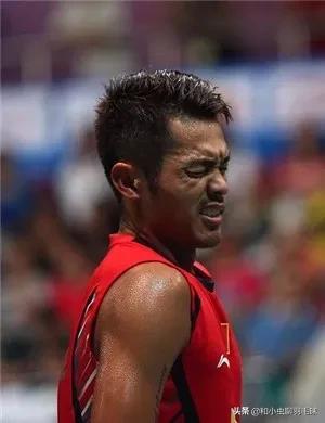 羽毛球高远球的规范动作视频,高远球关键点