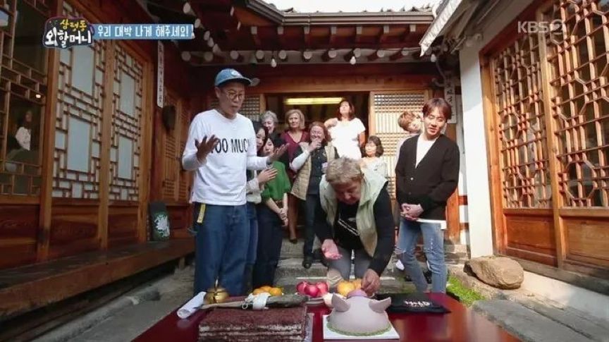 让外国人成为综艺主角，也是文化输出的一种方式