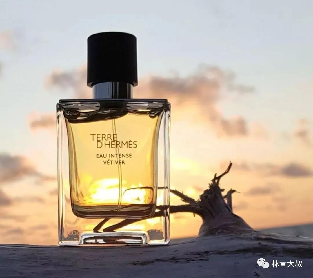 男士香水斩女香测评 (十大公认斩女香男士香水)