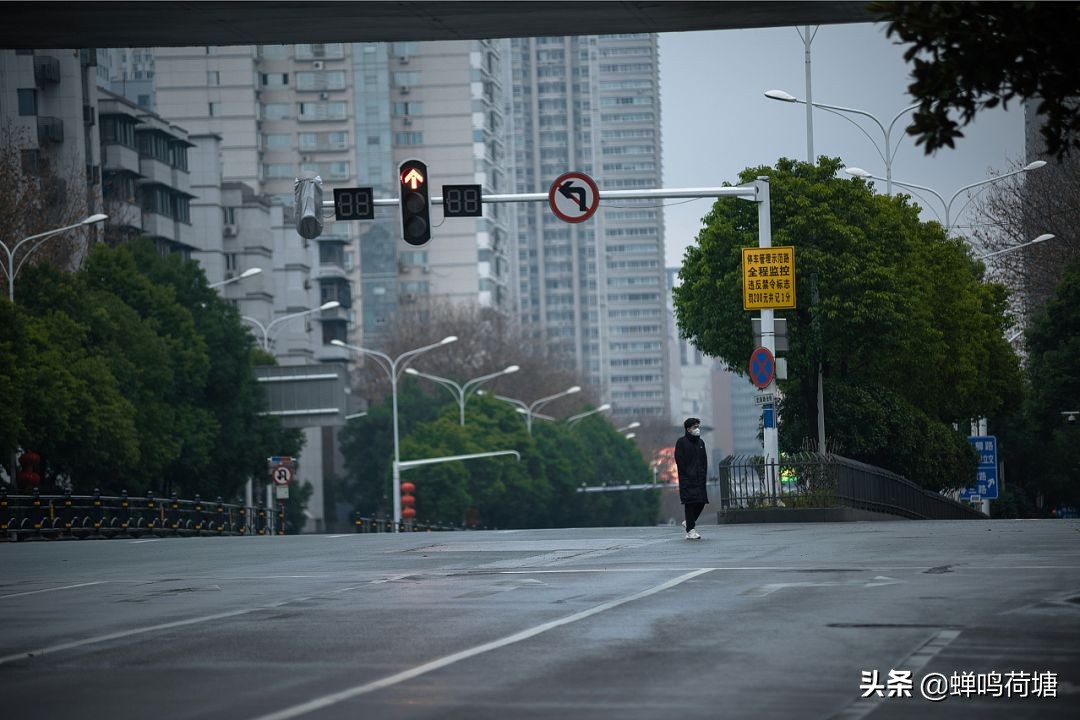 来自全国各地的优秀小主播隔空合诵《我是湖北人》