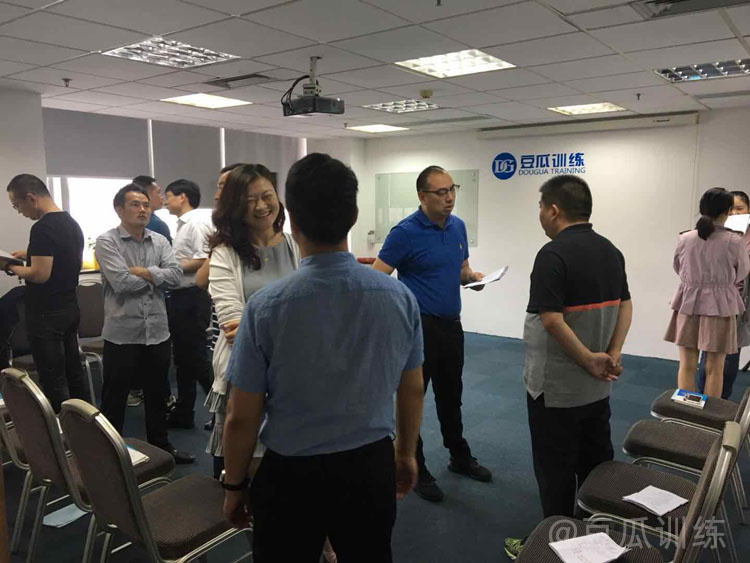 提高演讲口才培训,演讲口才的基础有什么