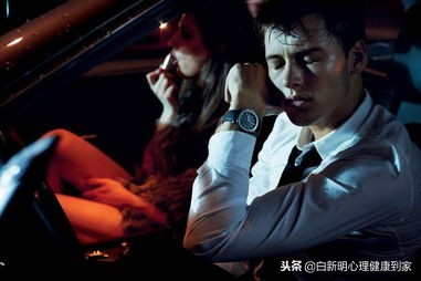 心理研究：开发右脑，完全可以改善抑郁加强迫造成的高自杀风险！