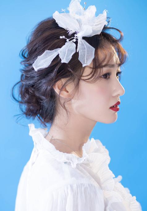 学化妆拿证好就业吗,35岁学化妆还有前途吗