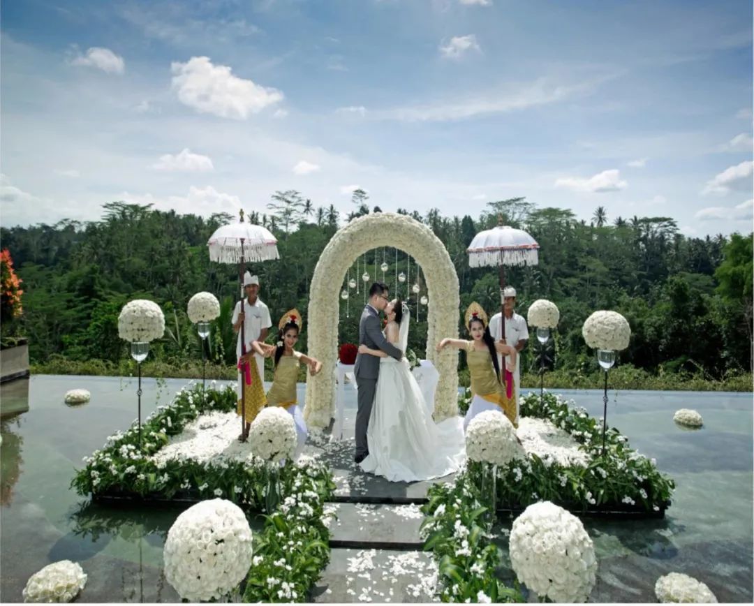 旅拍需要多少钱,国外旅拍婚纱照推荐哪家最好