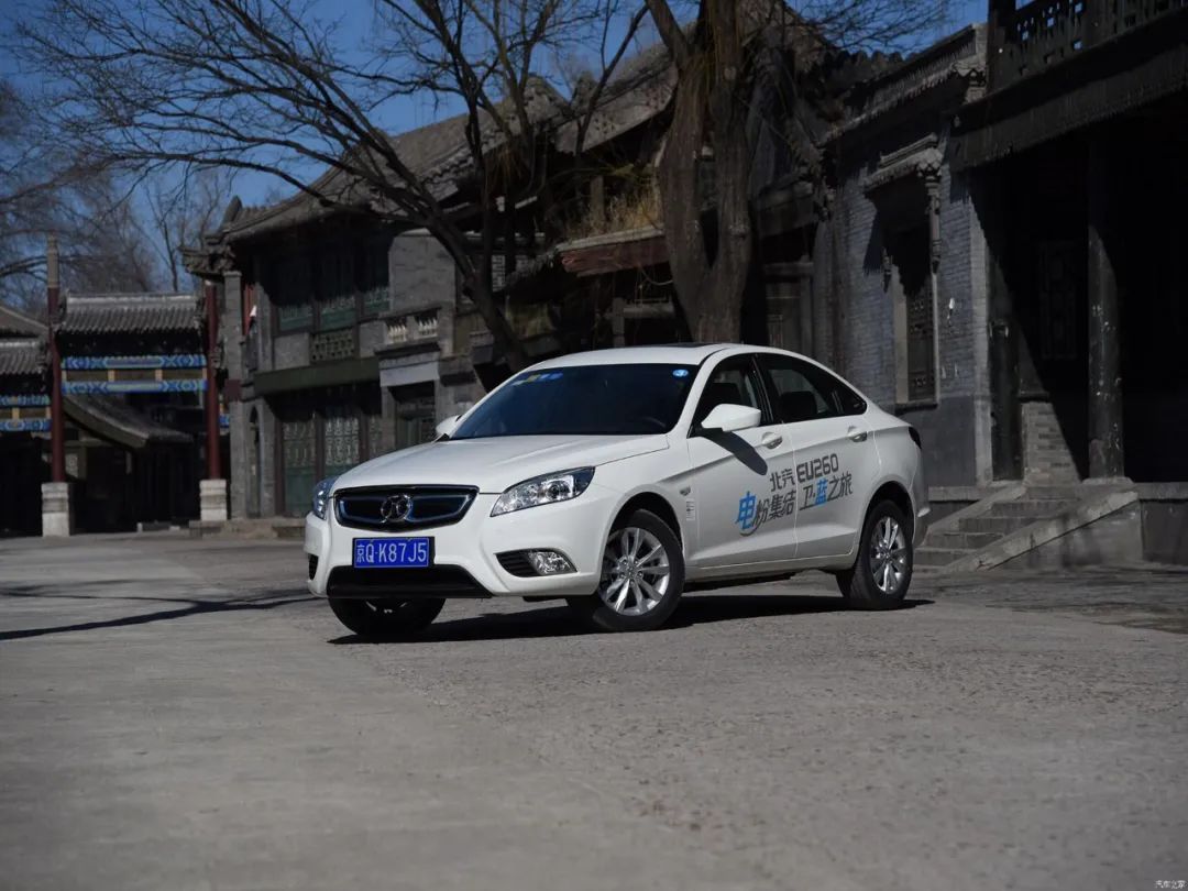 北汽新能源为何从巅峰跌落,北汽新能源ec3最新版