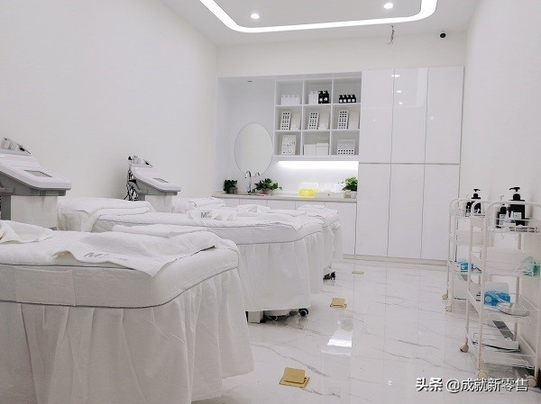 美妆零售商在互联网要注意什么,美妆消费报告社交电商