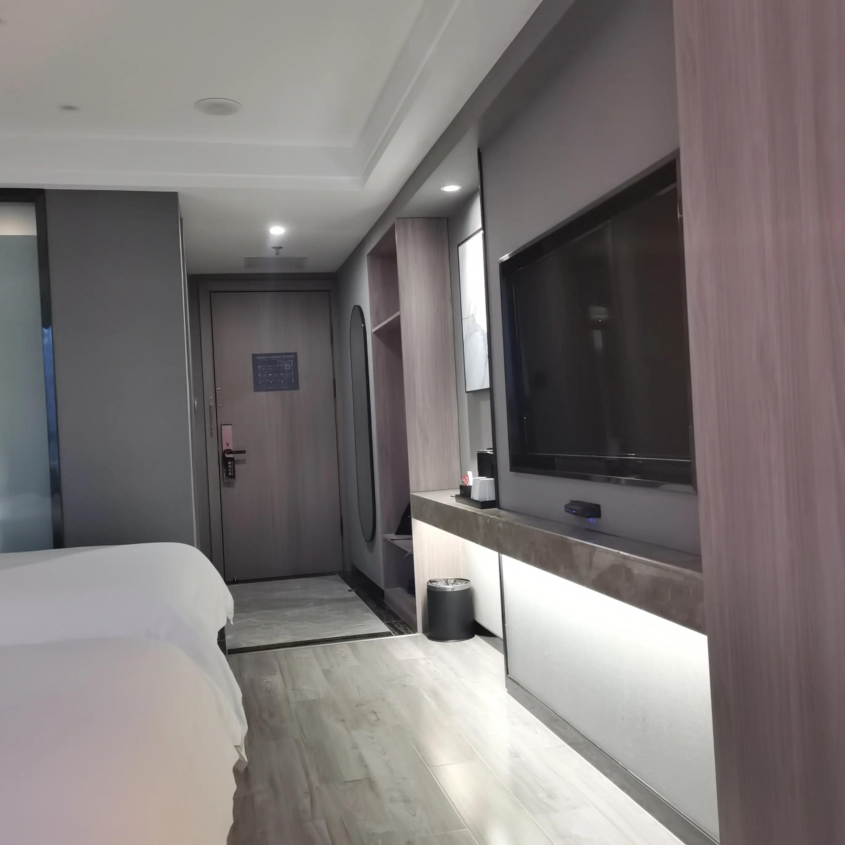 向南方和向北方,登上山顶看美景贵州黄果树瀑布