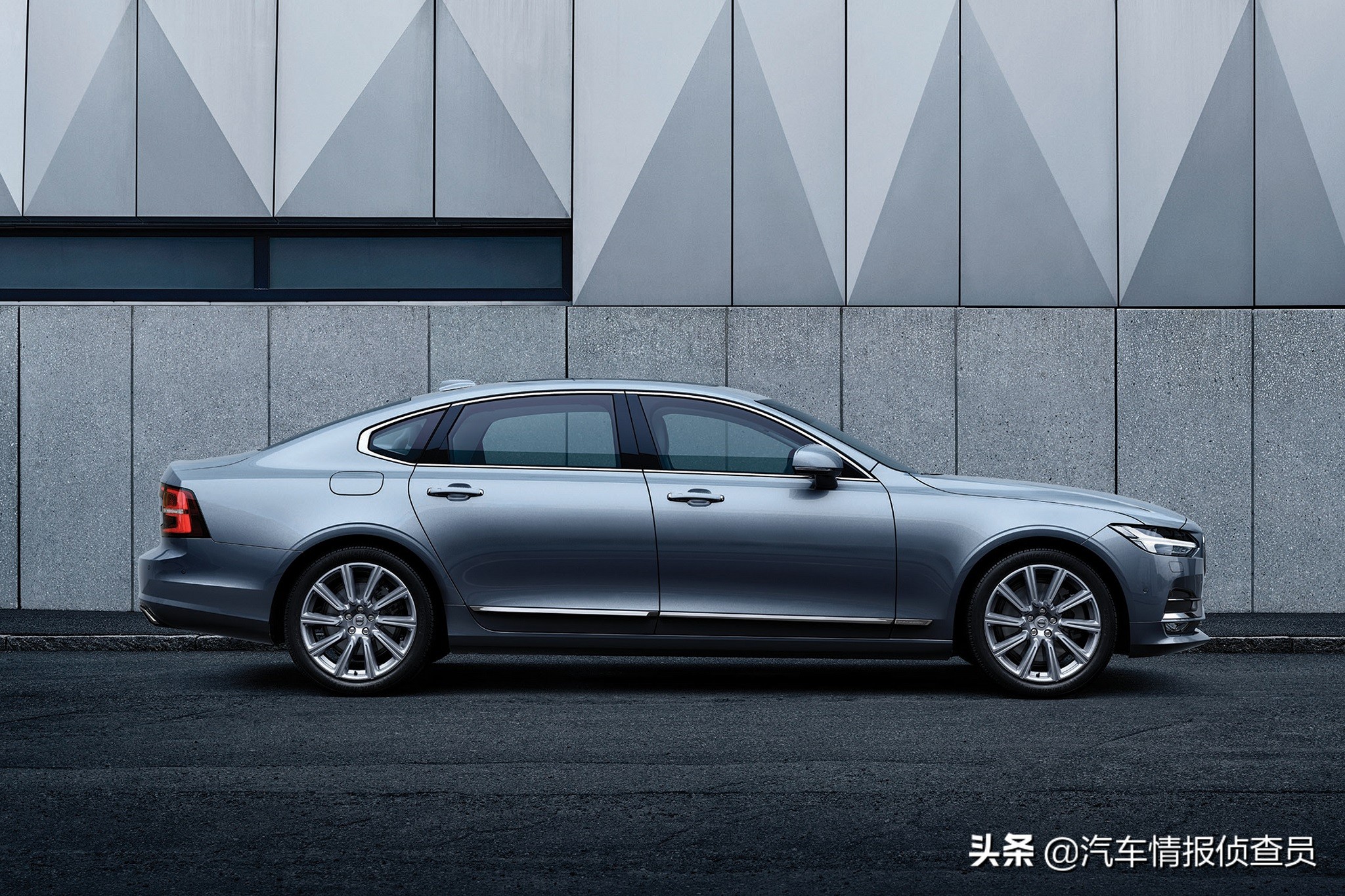 车轮上的诗和远方与沃尔沃和高晓松一起寻味四城故事