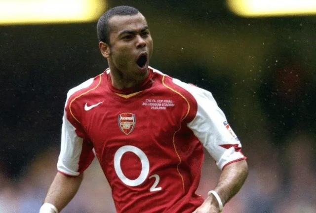 2019告别传奇：荷兰三侠西班牙三杰大师集体落幕80年代仅剩梅罗