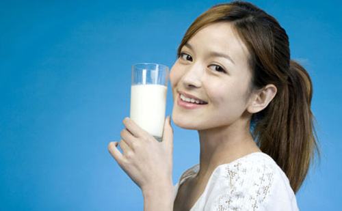 经常喝豆浆会引起湿气吗,经常喝豆浆会得结石吗