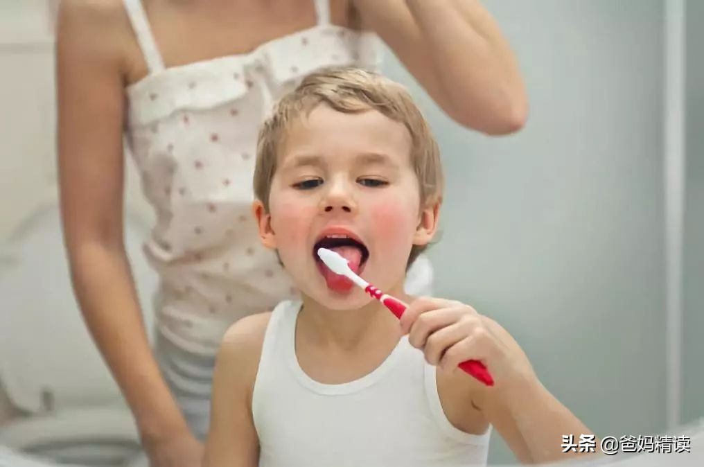 宝宝牙齿怎么刷才干净,宝宝的牙齿如何护理
